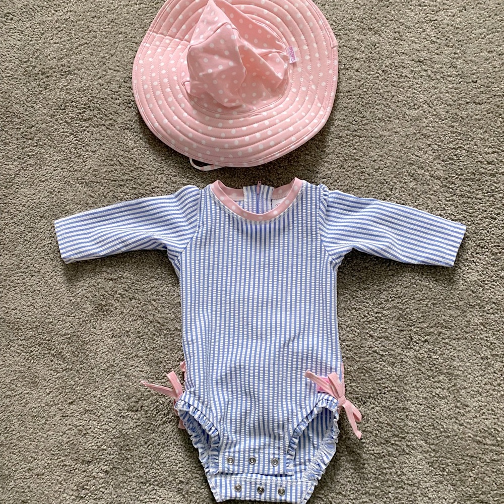 Rufflebutt infant bathing suit + hat
